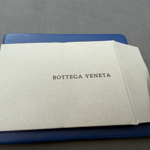 Bottega Veneta Special Edit Royal Blue Leather Wristlet with Gold Chain - Picture 7 of 7